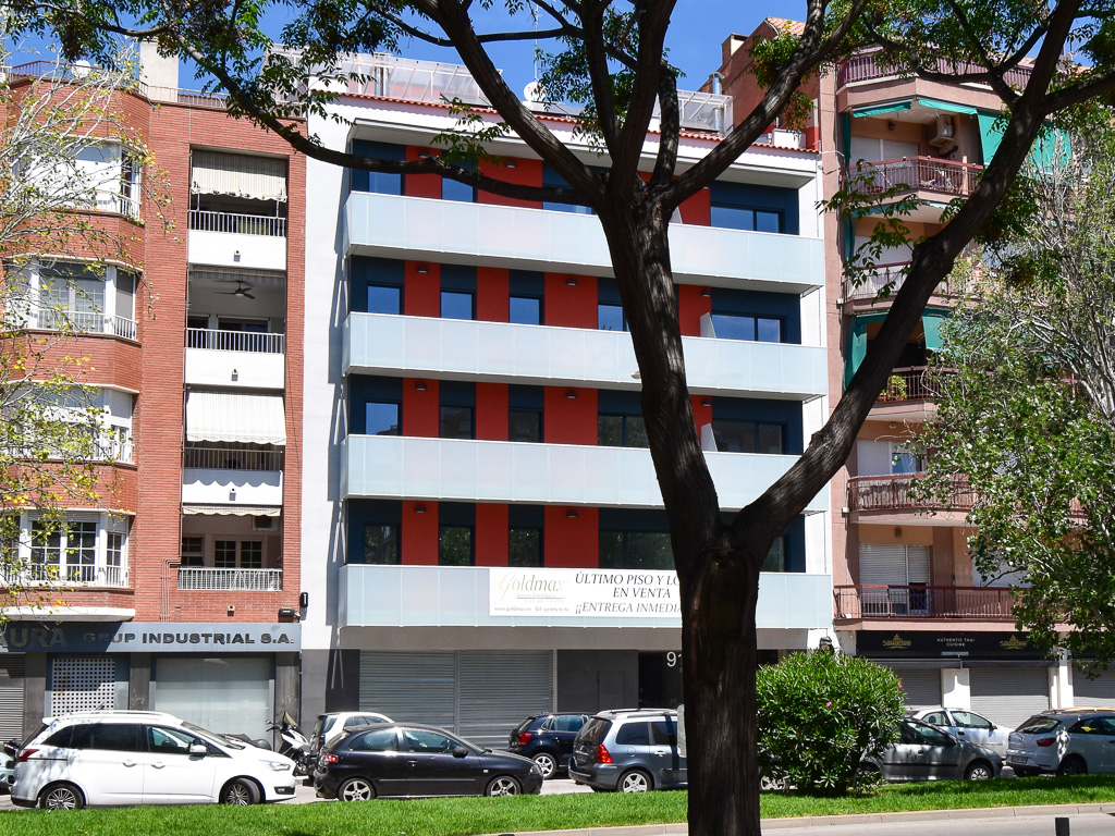 Edificio plurifamiliar en Castelldefels